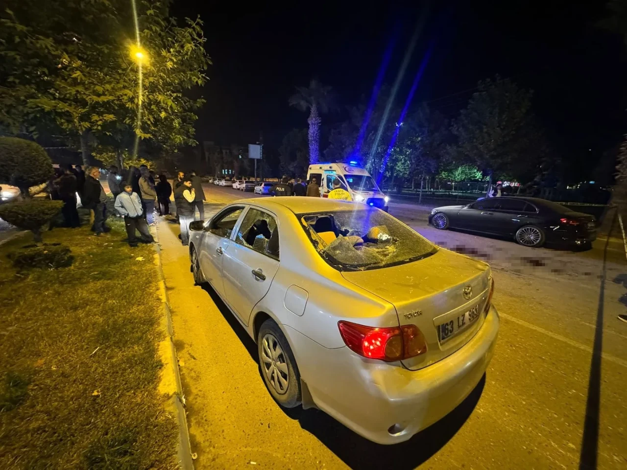 Şanlıurfa'da iki kardeş arasındaki arazi kavgasına çocuklar karıştı ve 1'i ağır 4 kişi