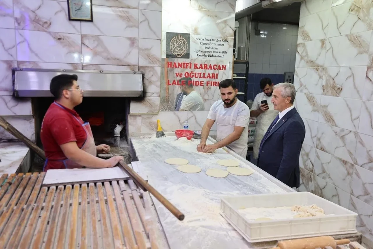 Şahinbey Belediye Başkanı Mehmet Tahmazoğlu aile ve esnaf ziyaretlerine devam ediyor