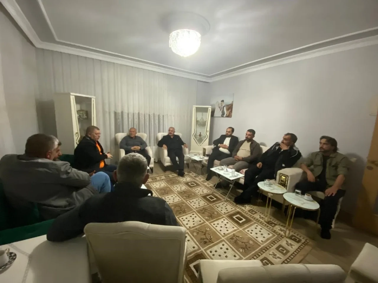 Kayseri'de MHP il başkanı Enes Ertuğrul Kalın 240 ev ziyareti gerçekleştirdi