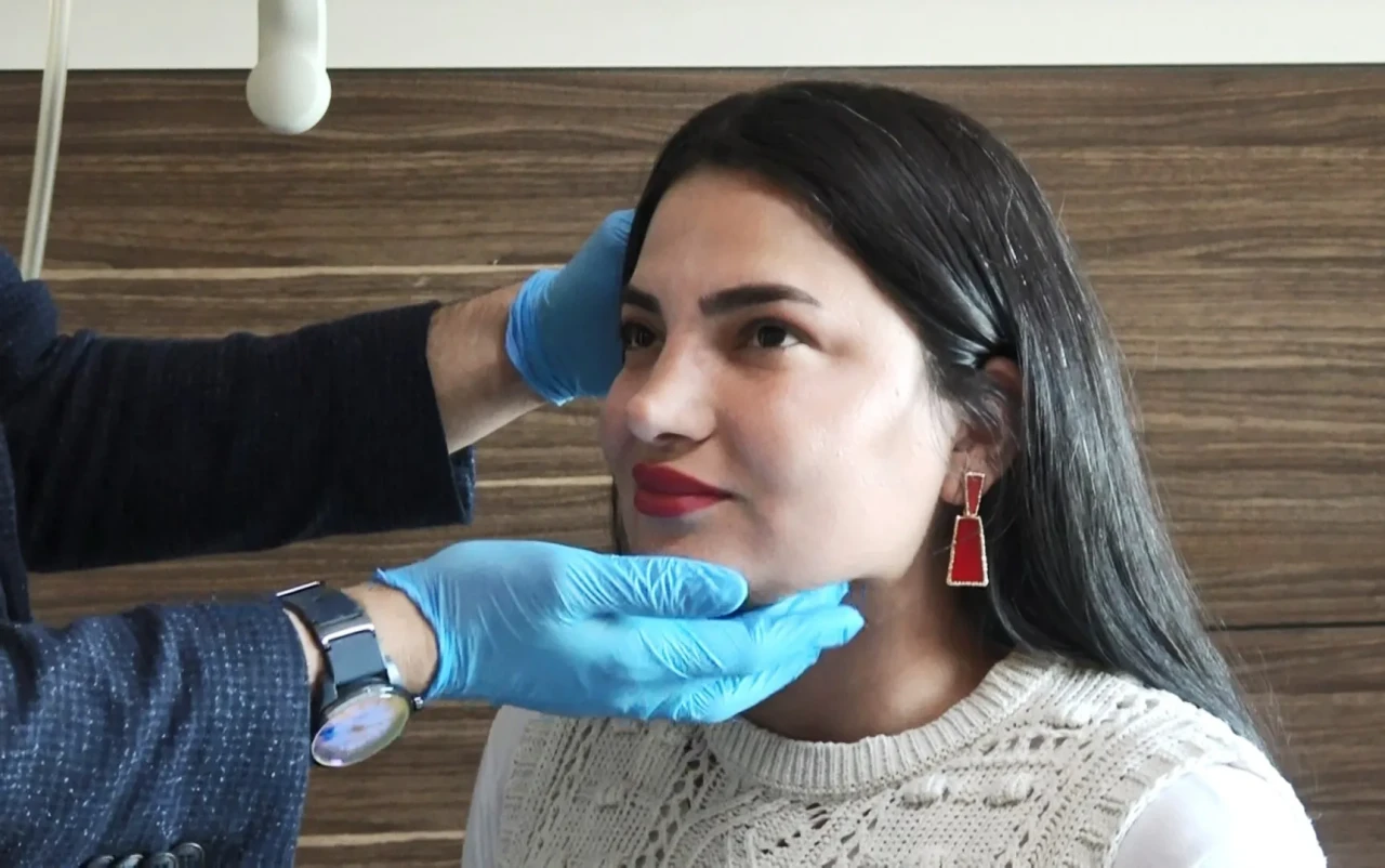 Hakkari'den Samsun'a gelen Nergis Sevik tükürük bezi taşından 15 dakikada kurtuldu