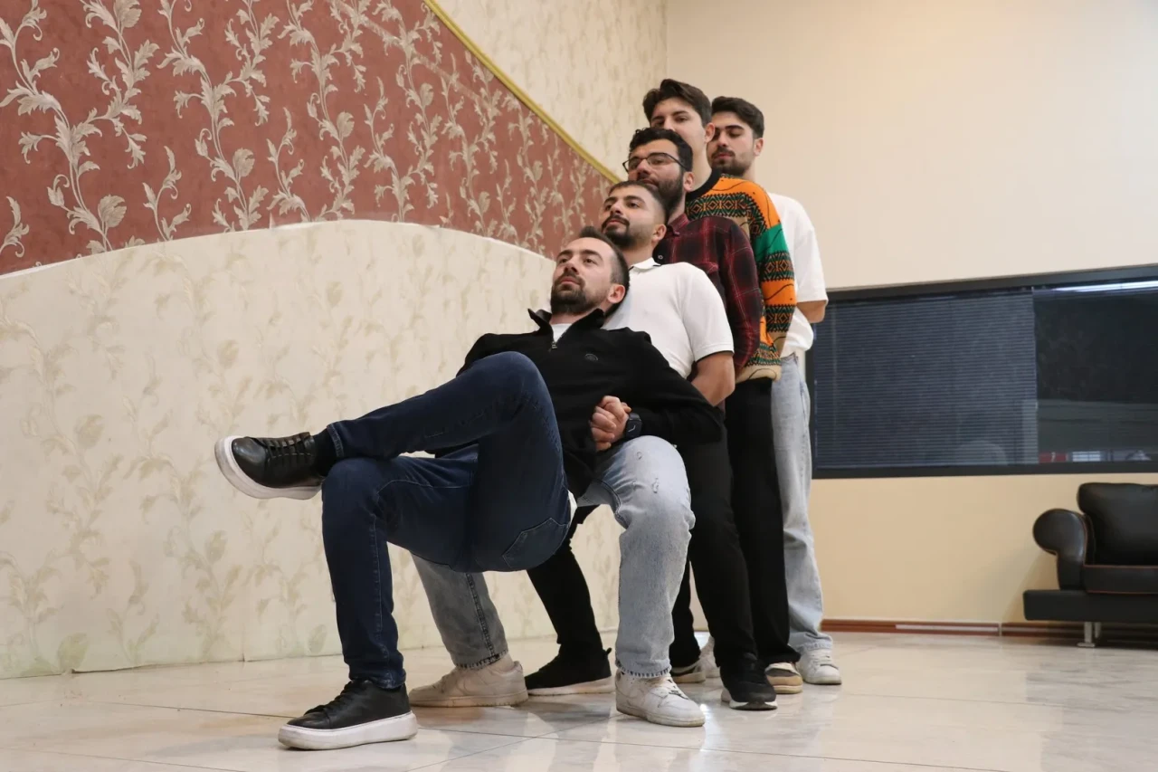 Sivas'ta ağırlama halayının yanlış oynandığı iddiası mecliste tartışıldı