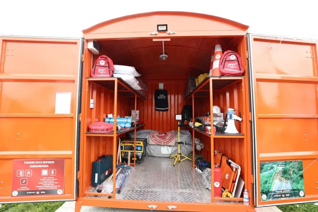 Sivas'ta afet konteyneri uygulaması hayata geçirildi