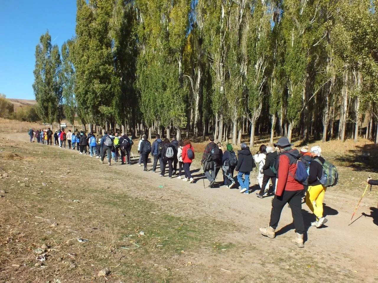 KAĞDASK ile Kars’ta Susuz Şelalesi’ne doğa yürüyüşü düzenlendi