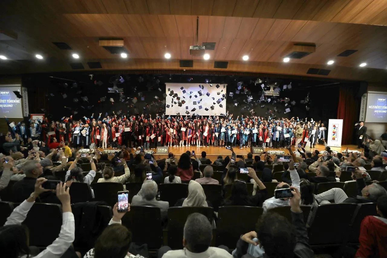 Gaziantep'te Deneyap Teknoloji Atölyeleri ilk mezunlarını verdi