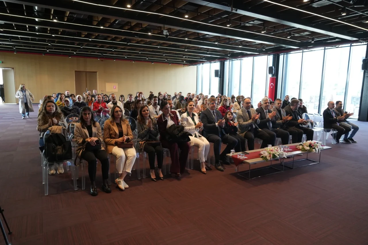 Samsun'da otizmde sosyal kabulün artırılması semineri düzenlendi