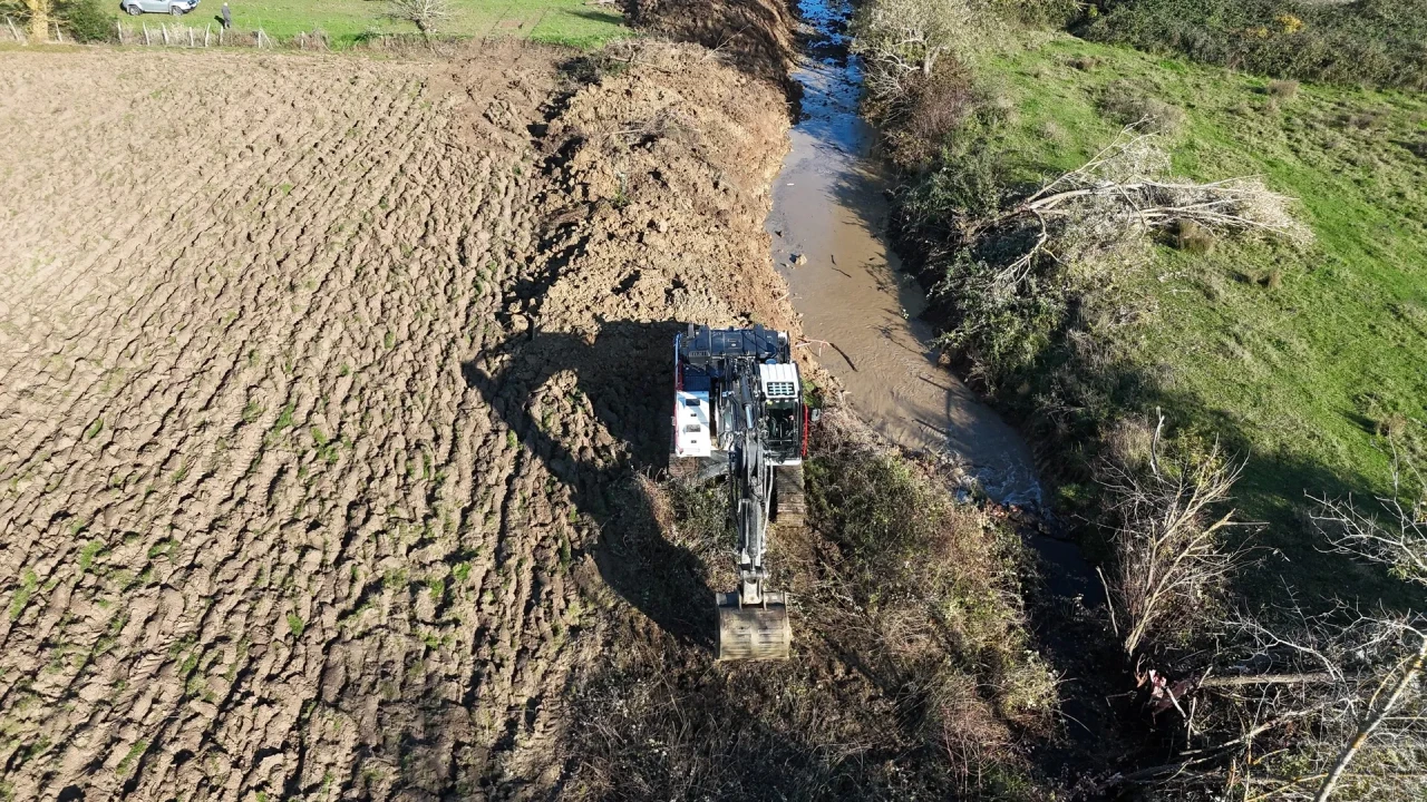 Sinop'ta dere taşkınlarına müdahale için DSİ ekipleri çalışma başlattı