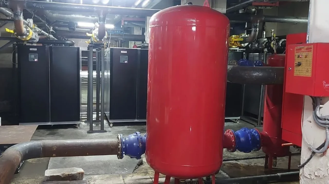 Ağrı'nın Patnos ilçesinde devlet hastanesi doğalgaza kavuştu