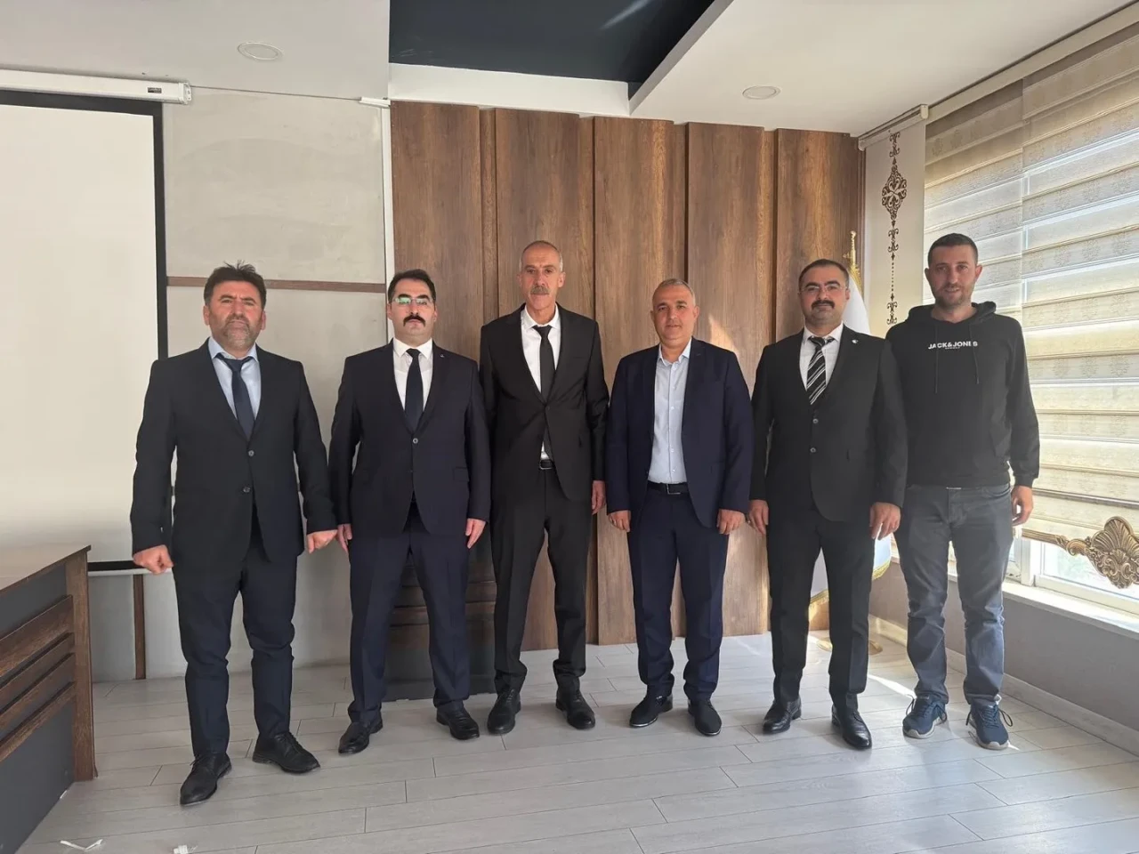 Diyarbakır'da Türk Eğitim Sen'in 8. olağan genel kurul kongresi yapıldı ve Ahmet Bürhan