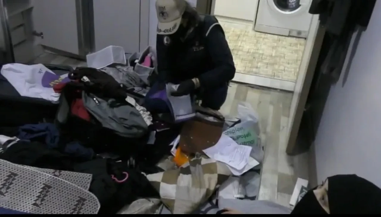 Eskişehir merkezli 4 ilde DEAŞ operasyonunda 20 şüpheliden 16'sı tutuklandı