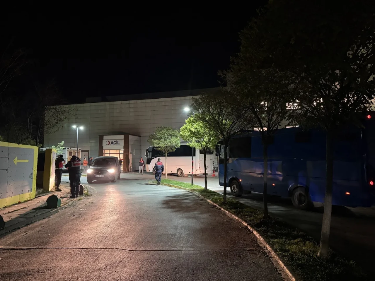 Sakarya'da cezaevinde yemekten rahatsızlanan 131 hükümlü hastaneye kaldırıldı