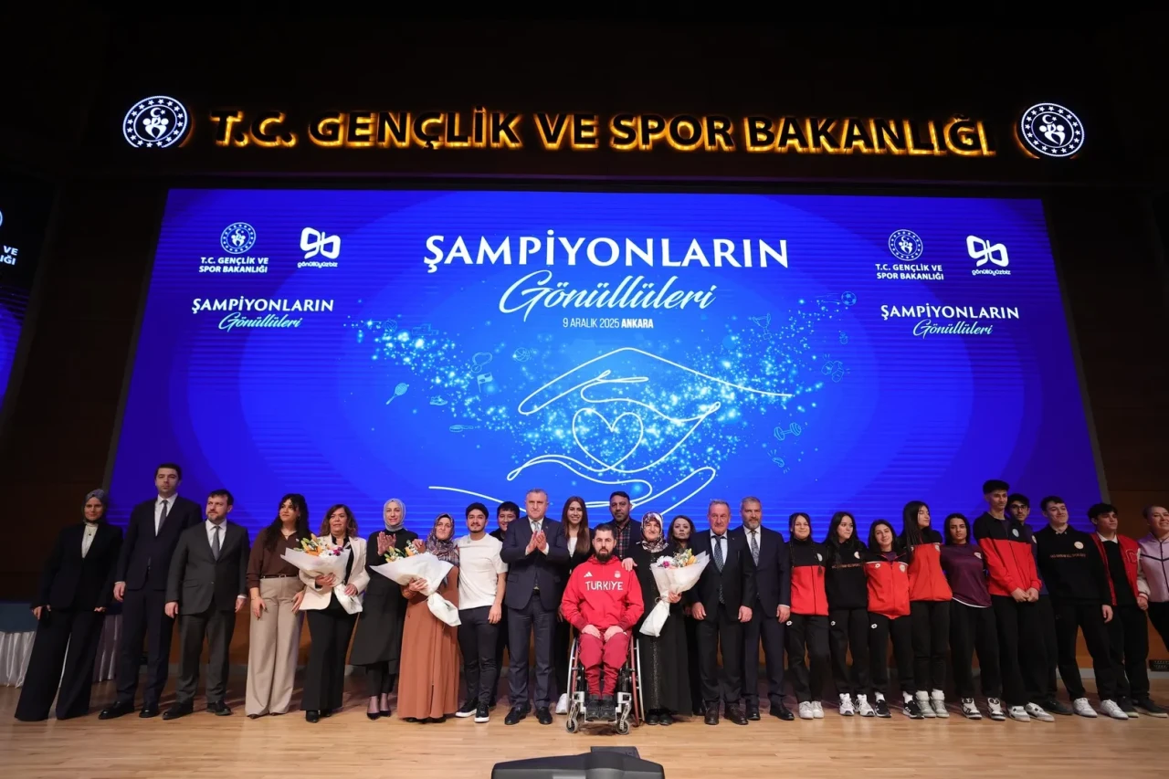 Anadolu Üniversitesi ve Gençlik ve Spor Bakanlığı arasında stratejik iş birliği protokolü imzalandı