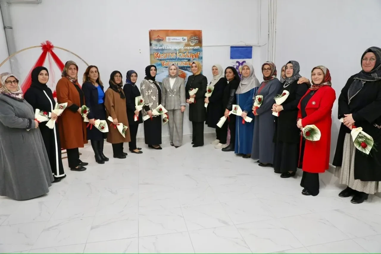 Erzincan’da kesme kadayıf yarışmasında ödüller sahiplerini buldu