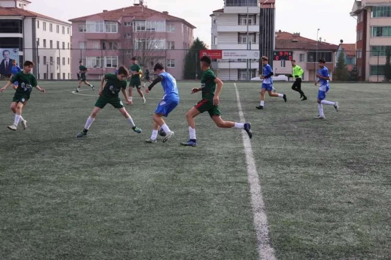 Bilecik’te yıldız erkekler futbol müsabakaları tamamlandı