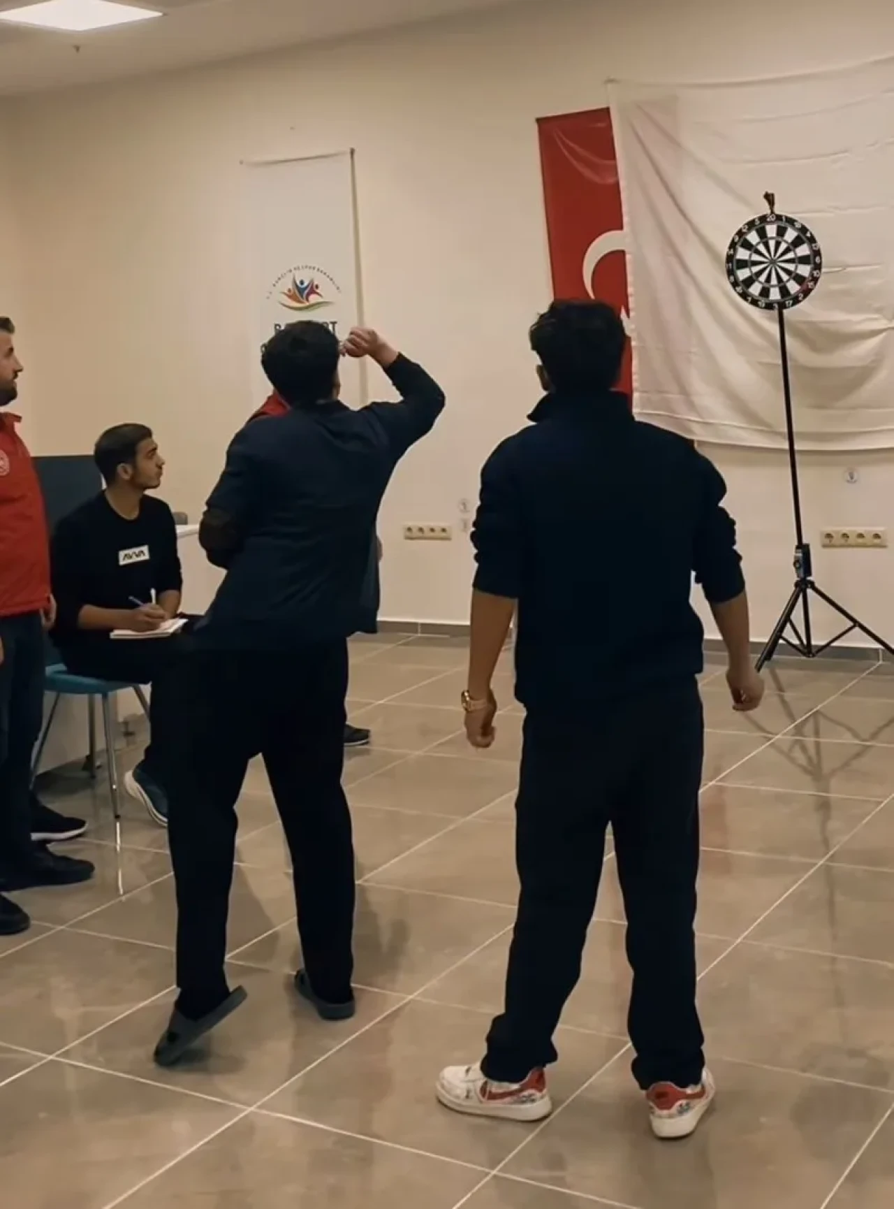 Bayburt’ta üniversite öğrencileri için dart turnuvası düzenlendi