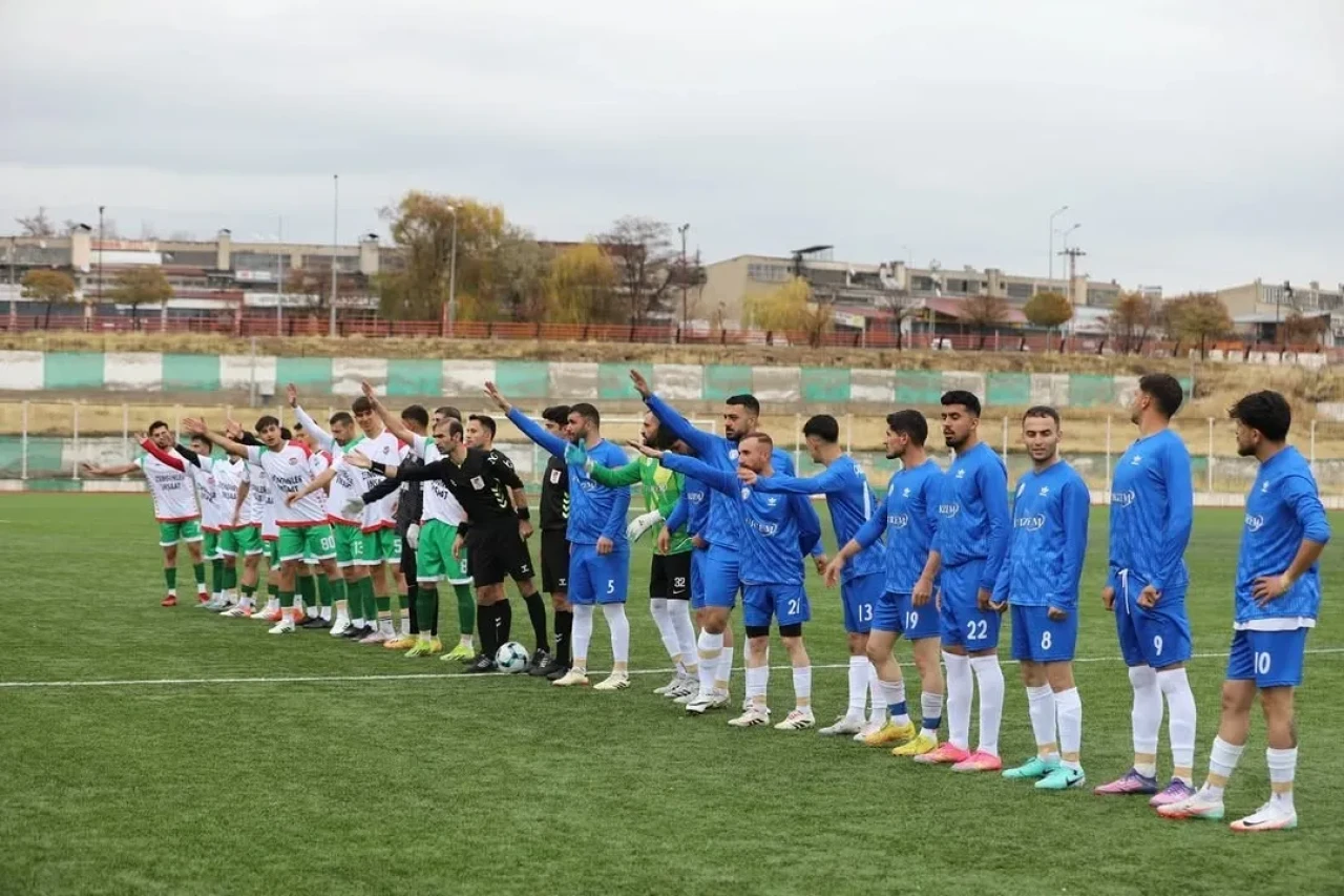 Van 1. amatör ligi B grubunda Erciş Örenespor Çaldıranspor’u 6-1 mağlup etti