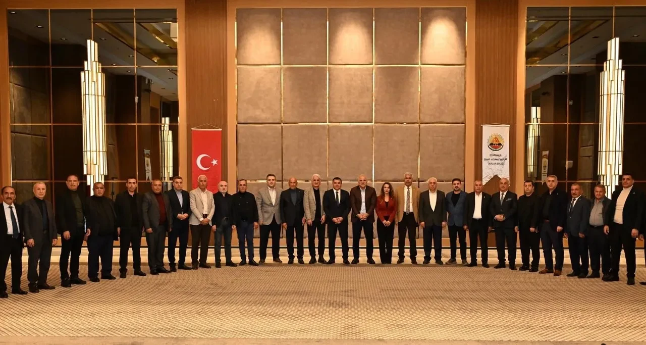 Diyarbakır’da Vali Zorluoğlu esnafın sorun ve taleplerini dinledi