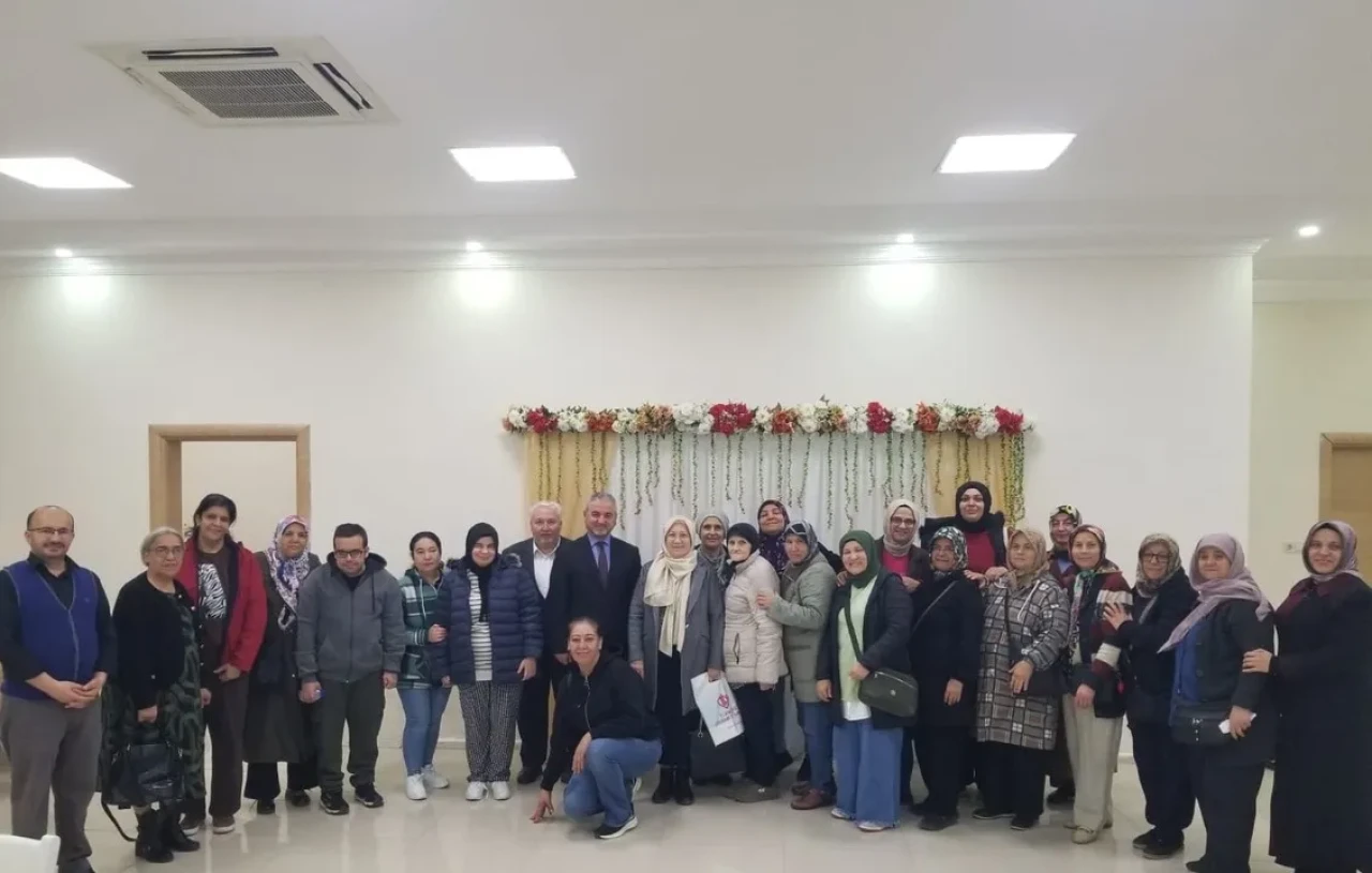 Aydın’da cami ve engelli buluşması gönülleri birleştirdi