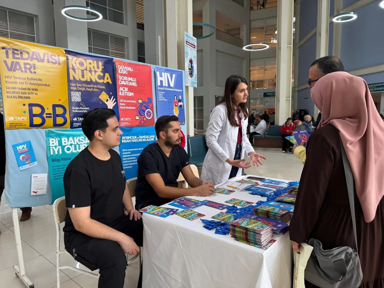Muğla'da Dünya AIDS Günü kapsamında farkındalık etkinliği düzenlendi