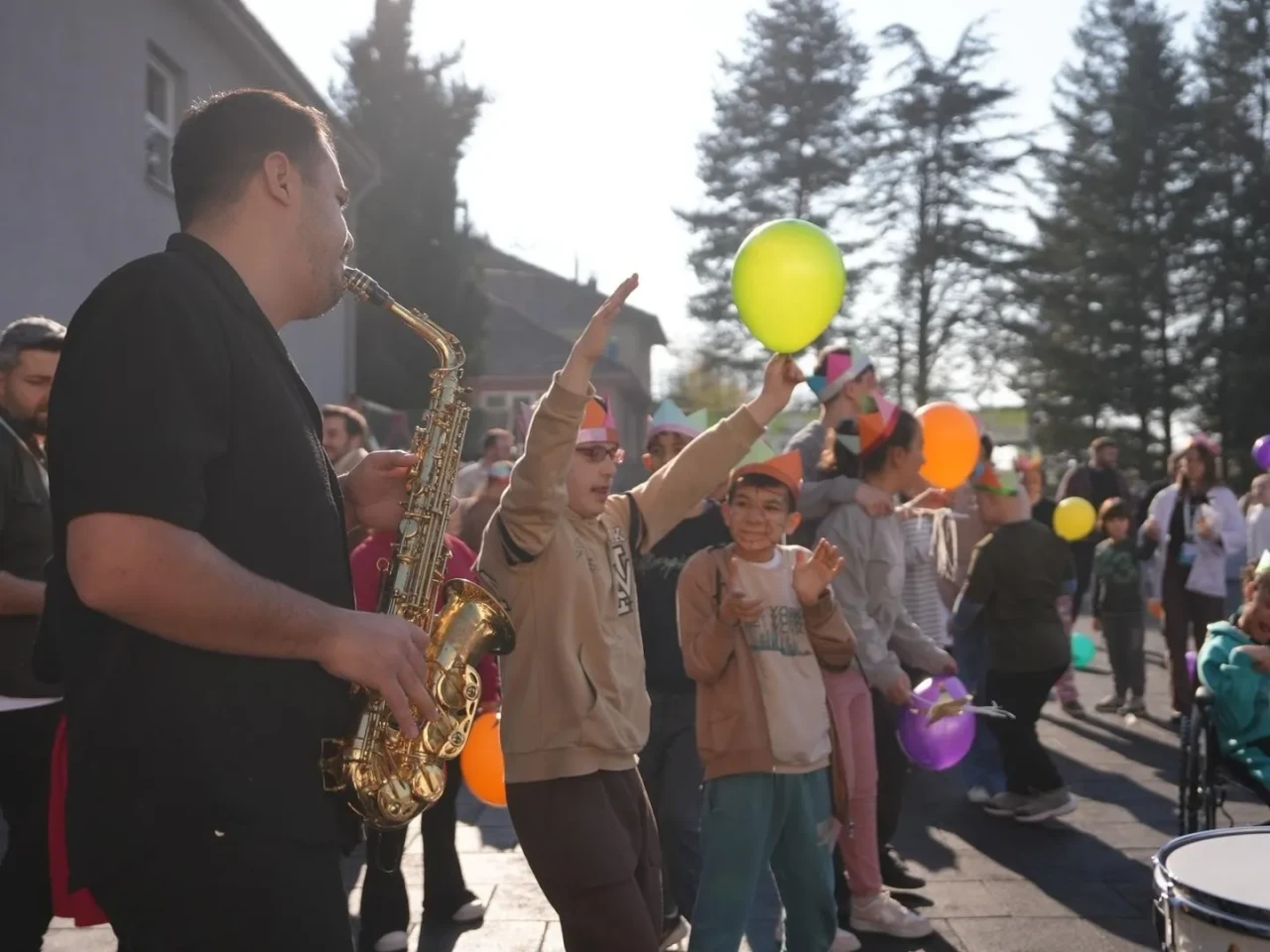 Özel çocuklar Düzce'de eğlenceli bir gün geçirdi