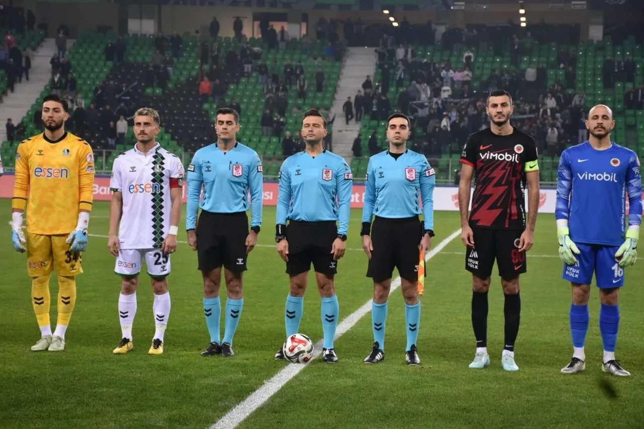 Ziraat Türkiye Kupası'nda Sakaryaspor Gençlerbirliği'ne 5-0 mağlup oldu