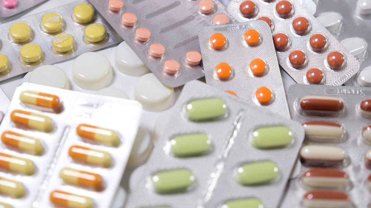 İlaç fiyatları için tarihi karar: Euro kuru değişikliklerine göre güncellenecek