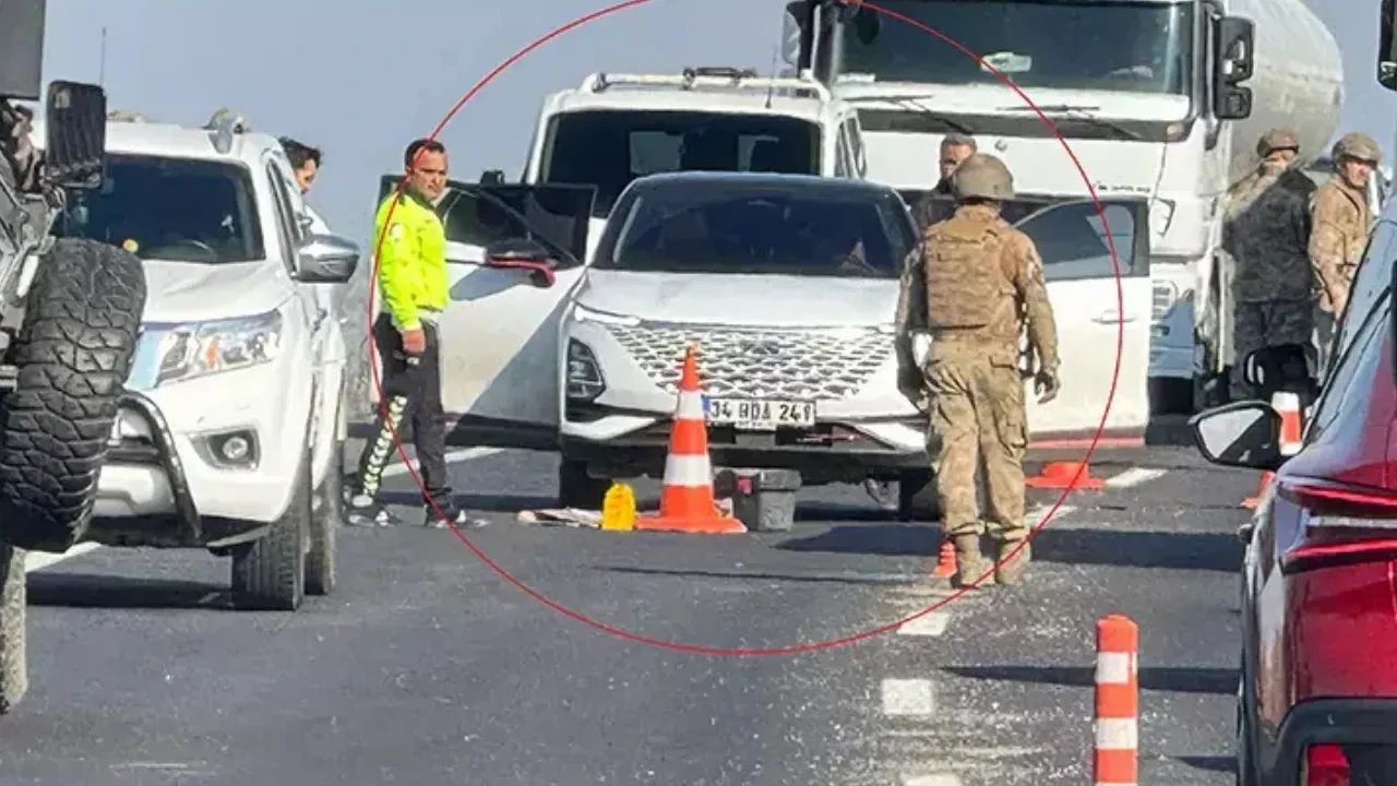 Diyarbakır'da kanlı pusu: Cipin önü kesildi, sürücü başından vuruldu