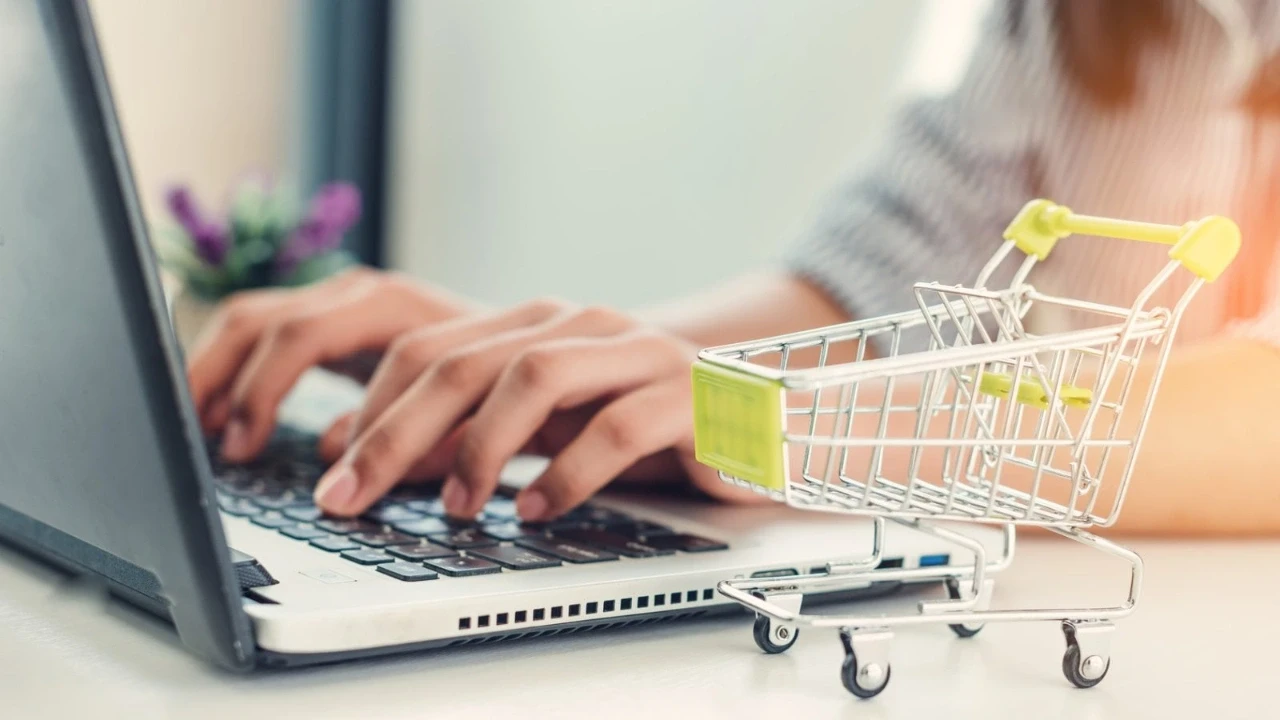 1 Nisan 2025'te internet alışverişinde devrim! Yeni düzenlemeler neleri değiştirecek?