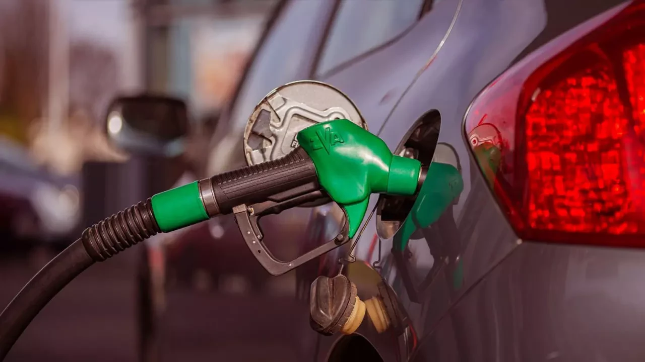 1 Nisan 2025 benzin ve motorin ne kadar oldu? Güncel akaryakıt fiyatları