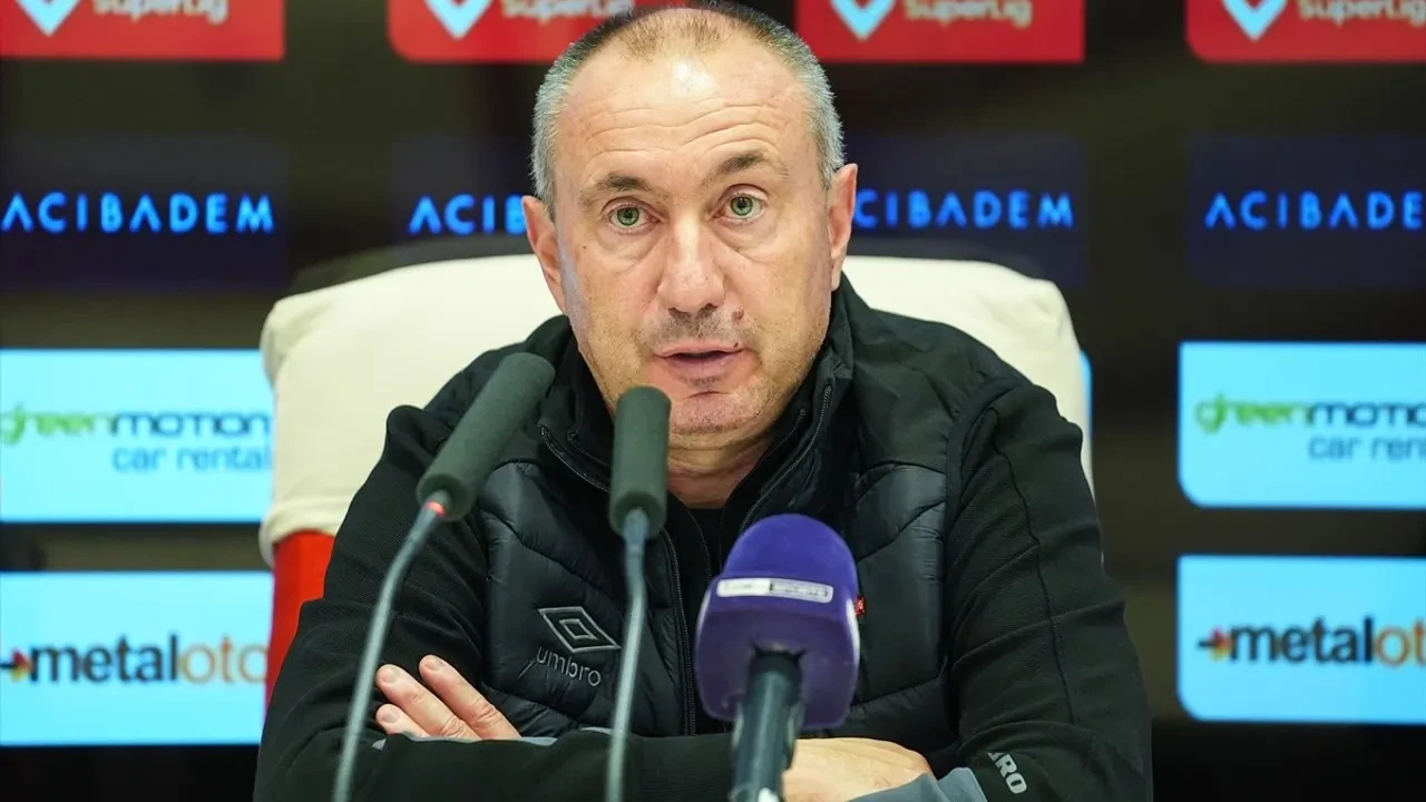 Göztepe teknik direktörü Stanimir Stoilov: "Bugün 3 puanı kazanabilirdik!"