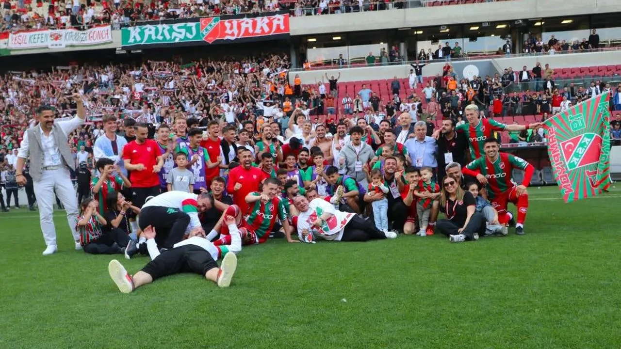 Karşıyaka, Bursaspor'u eleyerek play-off finaline yükseldi: Peki, hedefleri neler?