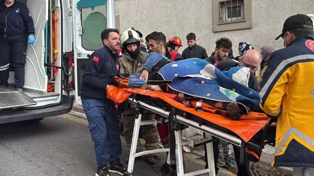 Kağıthane'de yürek yakan kaza: Yokuş aşağı hızla giden araç, yayayı canından etti