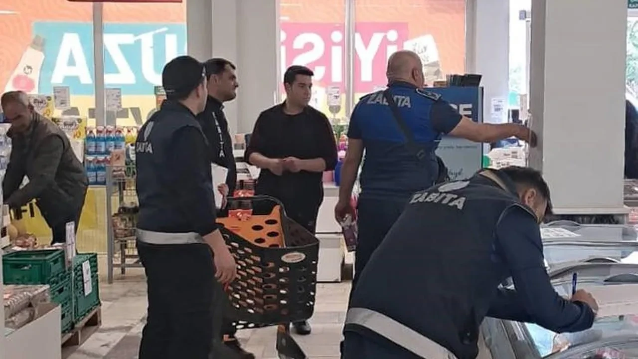Köşk'te zabıta ekiplerinden denetim: Marketlerde inceleme yapıldı