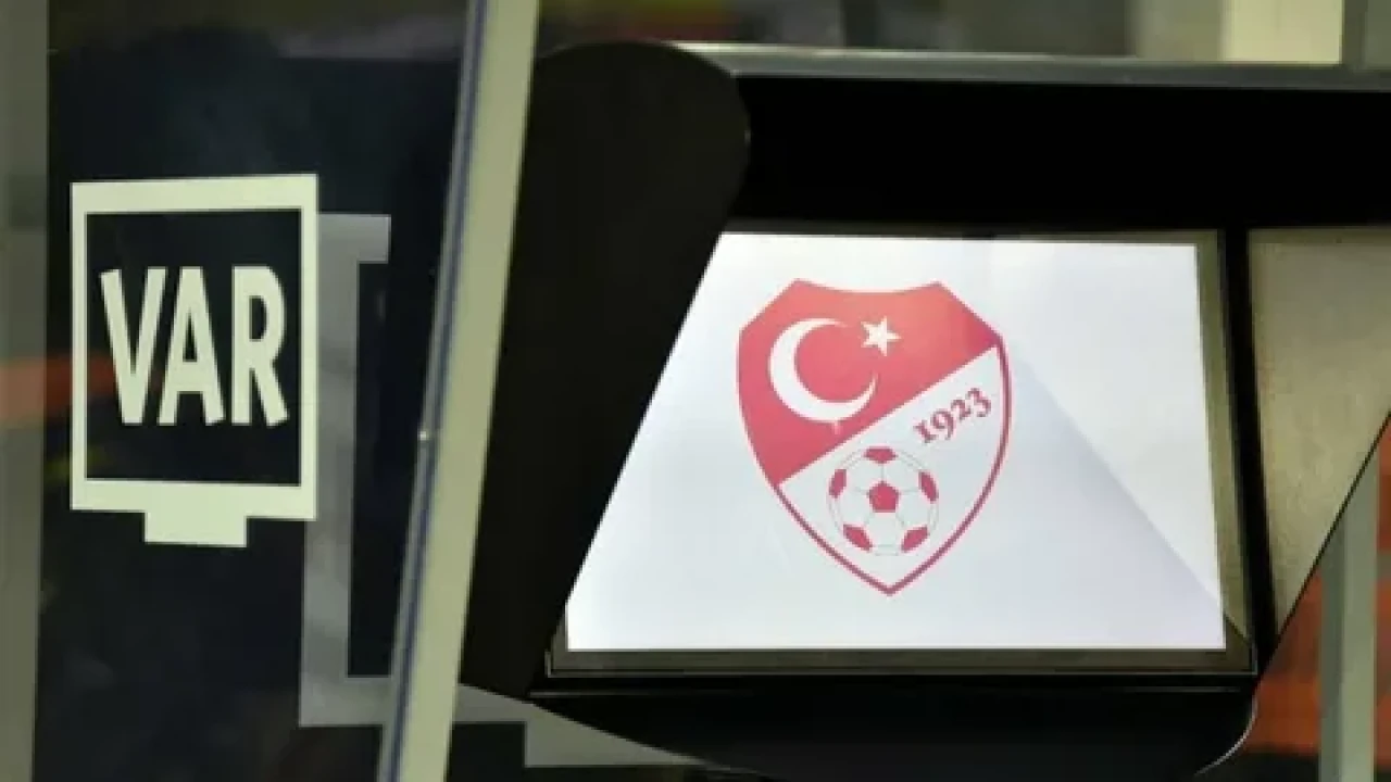 Haftanın VAR kararları açıklandı: Galatasaray ve Fenerbahçe'nin kritik pozisyonları ne gibi sonuçlar doğuracak?