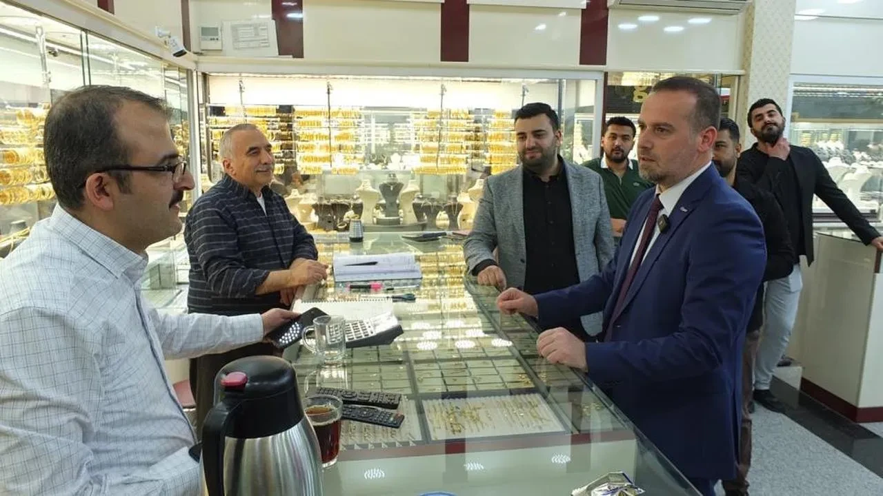 Kapalı Çarşı esnafı zor günlerden geçiyor: Karademir'den destek çağrısı