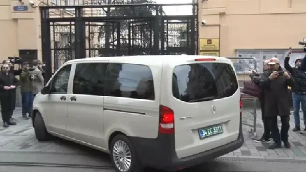 İstanbul'da diplomasi trafiği: ABD ve Rusya heyetleri kriz diplomasisine devam ediyor