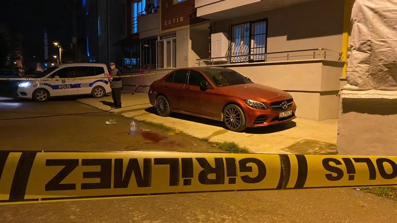 Kocaeli Derince'de dehşet: Evinin önünde tartıştığı kişi tarafından boynundan bıçaklandı