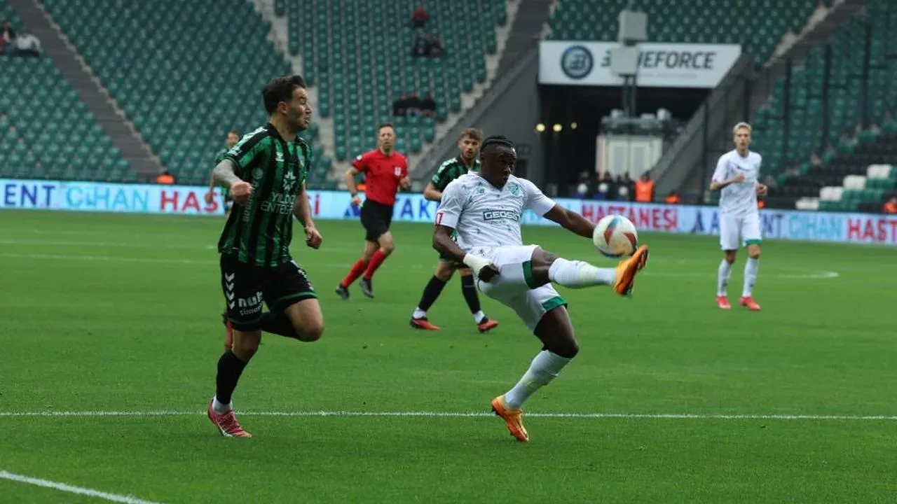 Trendyol 1. Lig: Kocaelispor: 3  Boluspor: 4