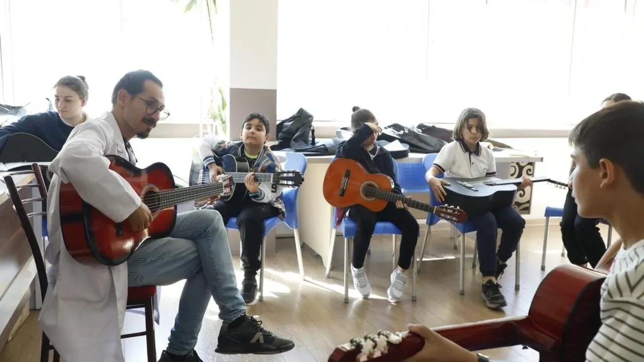 Çocukların yetenekleri keşfediliyor: Aydın'daki sanat eğitimleri nerelerde yapılıyor?