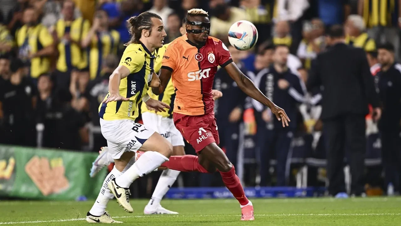 Fenerbahçe ve Galatasaray'ın Şampiyonluk Yarışı: Yapay Zeka Tahminleri Neleri Gösteriyor?