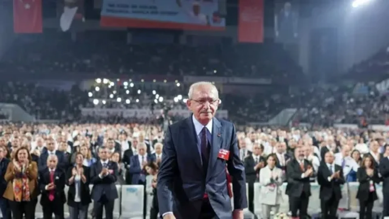 CHP'de 6 Nisan kurultayı öncesi Kılıçdaroğlu aday olacak mı? Delegeler imza topluyor