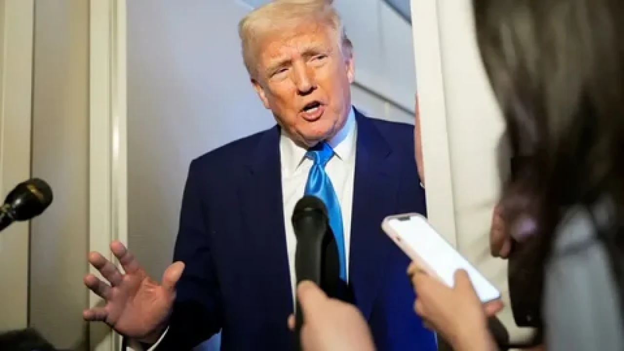 Trump'ın skandal açıklaması: "Ülkeler bizi arıyor, k.çımı öpüyorlar"