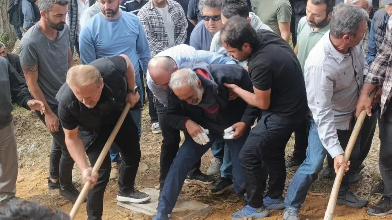 Rusya'da hayatını kaybeden dağcı: Antalya'da son yolculuğuna uğurlandı