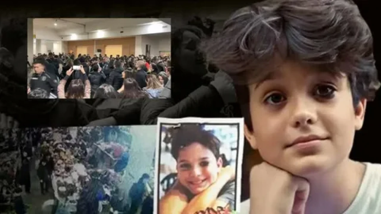 Kadıköy'deki cinayet davasında gerginlik: Ahmet Minguzzi'nin mezarı tahrip edildi