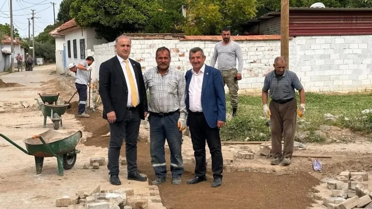 İncirliova Belediyesi'nden doğalgaz altyapısı için ücretsiz yol onarımı: Vatandaşlar rahatlıyor