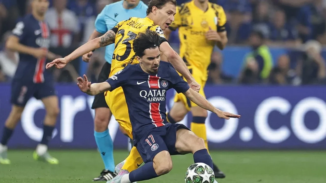 Paris Saint Germain ilk Şampiyonlar Ligi kupasını kazandı