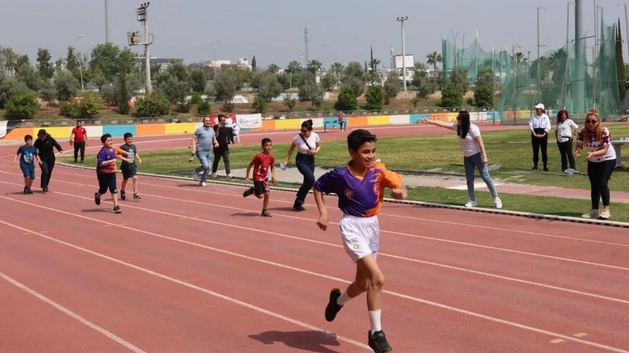 Özel sporcular atletizm şampiyonası Mersin'de başladı