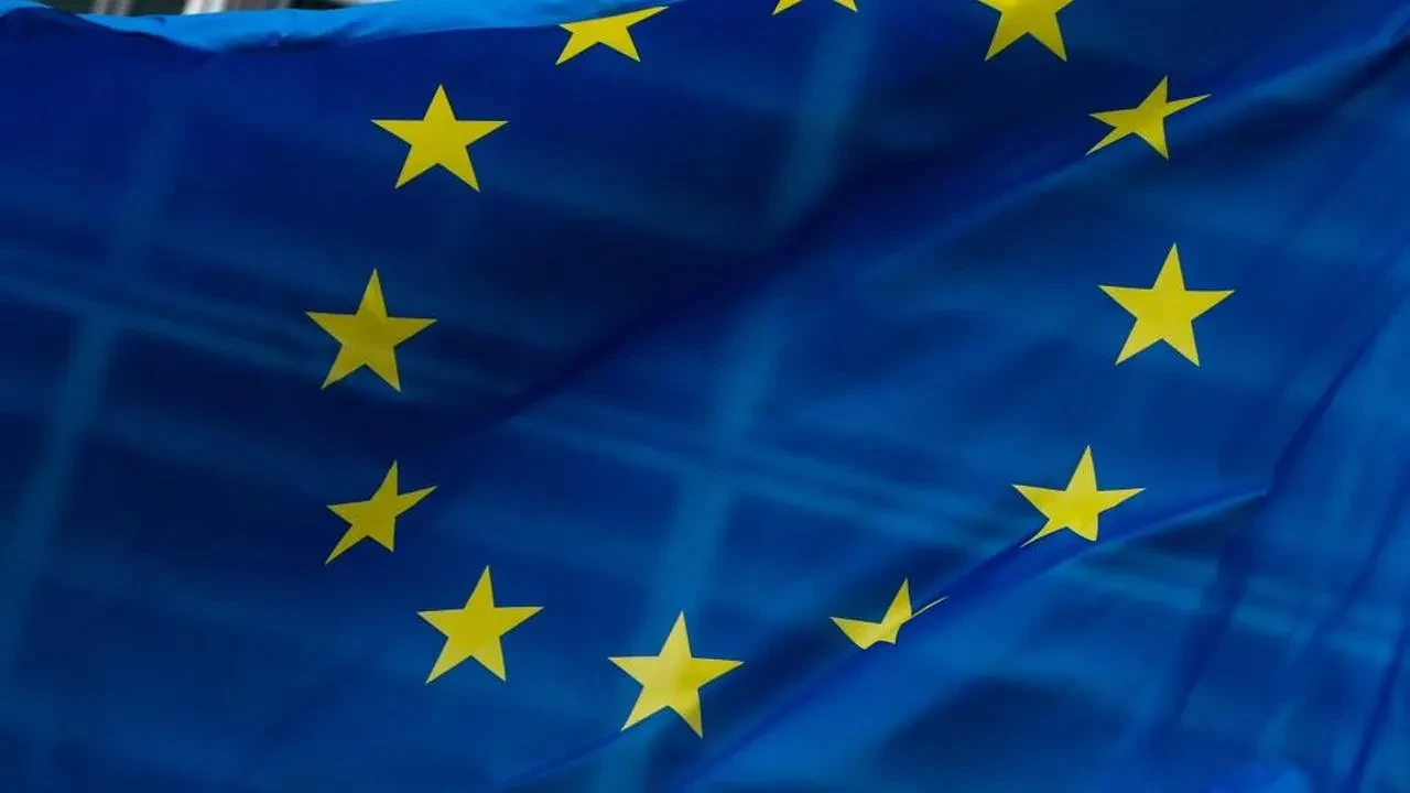 AB, Suriye'ye yaptırımları kaldırdı: Yeni bir barış süreci mi başlıyor?