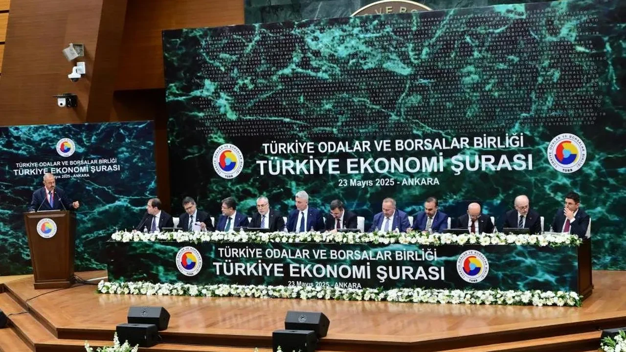 Sanayiciler TOBB Ekonomi Şurası'nda sorunlarını dile getirdi