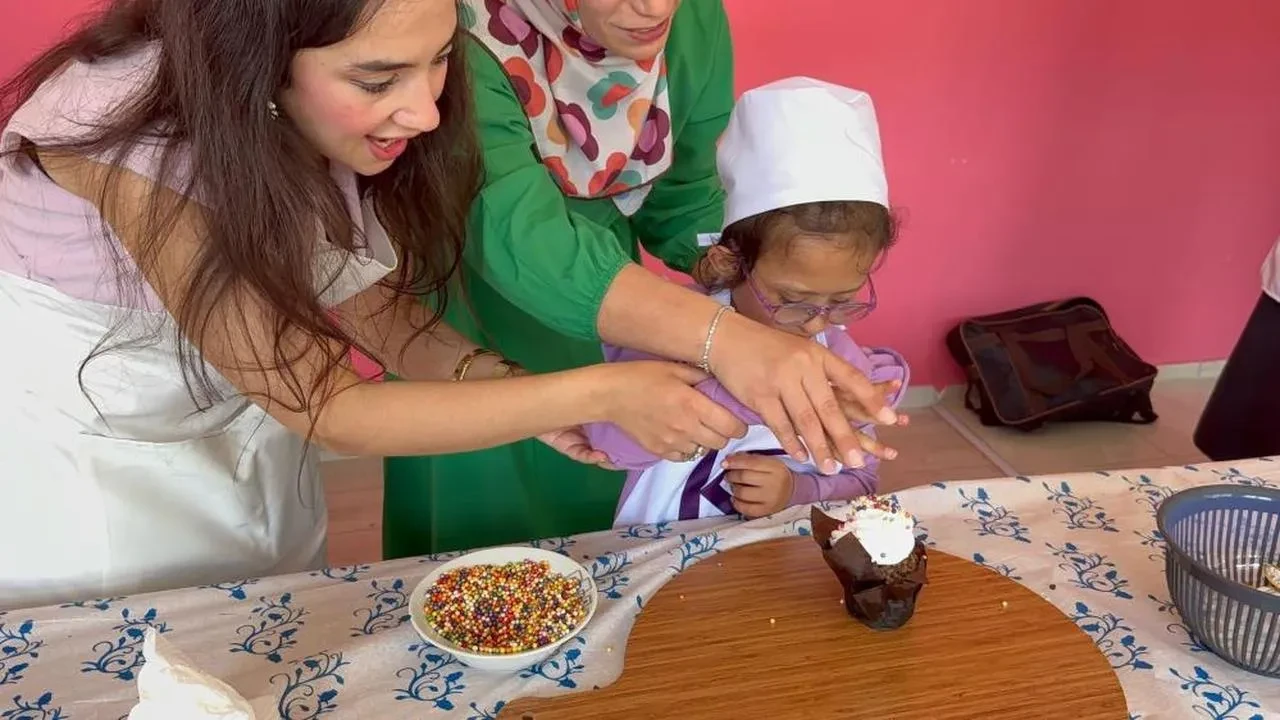 Öğrenciler pasta yaparken eğlendi! Kayseri'de 'Pasta Atölyesi' düzenlendi