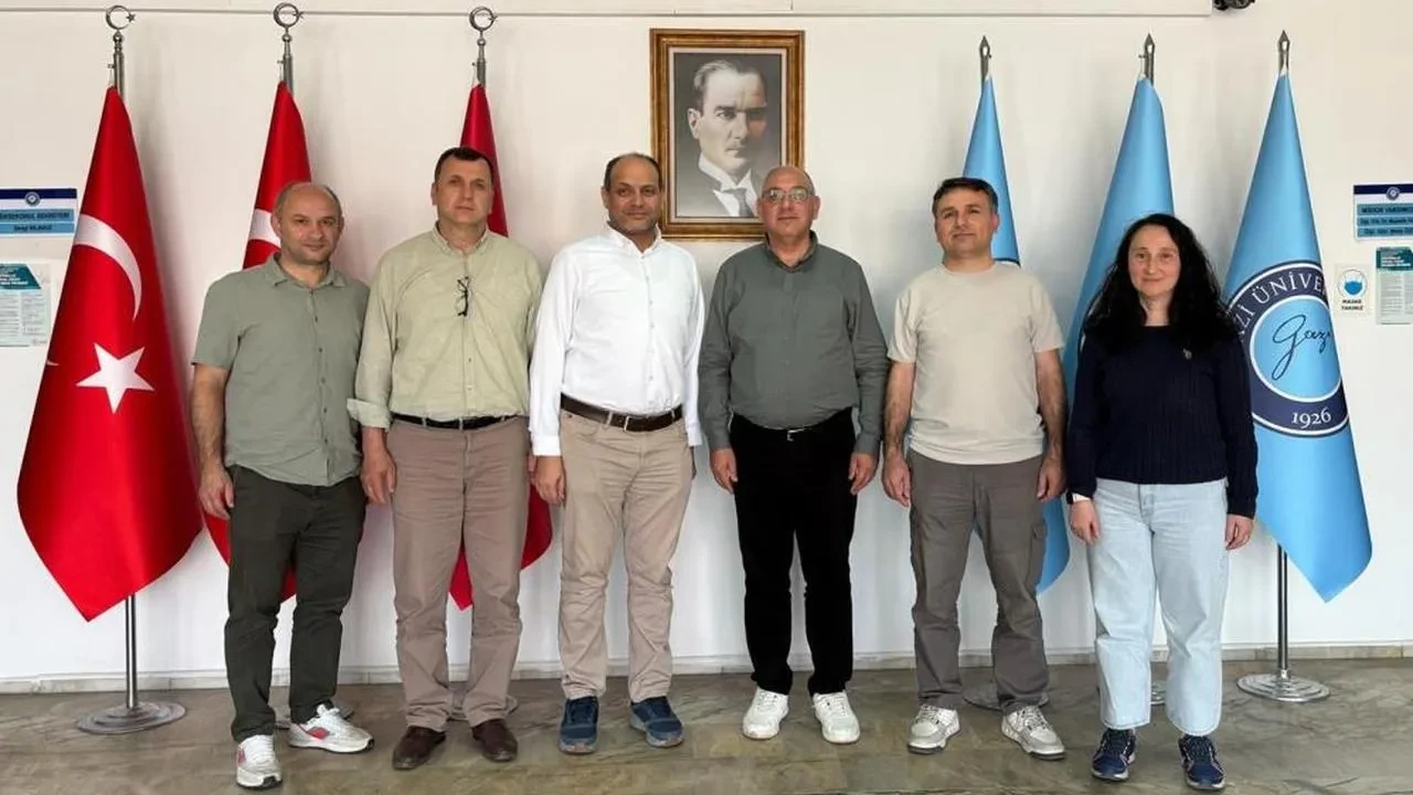 Hendek MYO, Ankara'daki meslek yüksekokullarını ziyaret ederek uygulamalı eğitimde yenilik peşinde